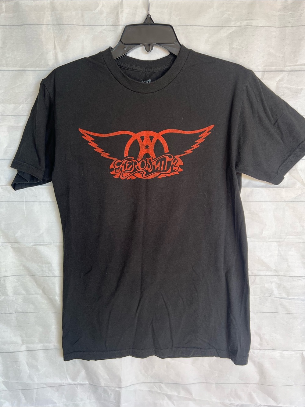 Aerosmith Classic Red Wings Logo Black Rock Tee 2019 size S
